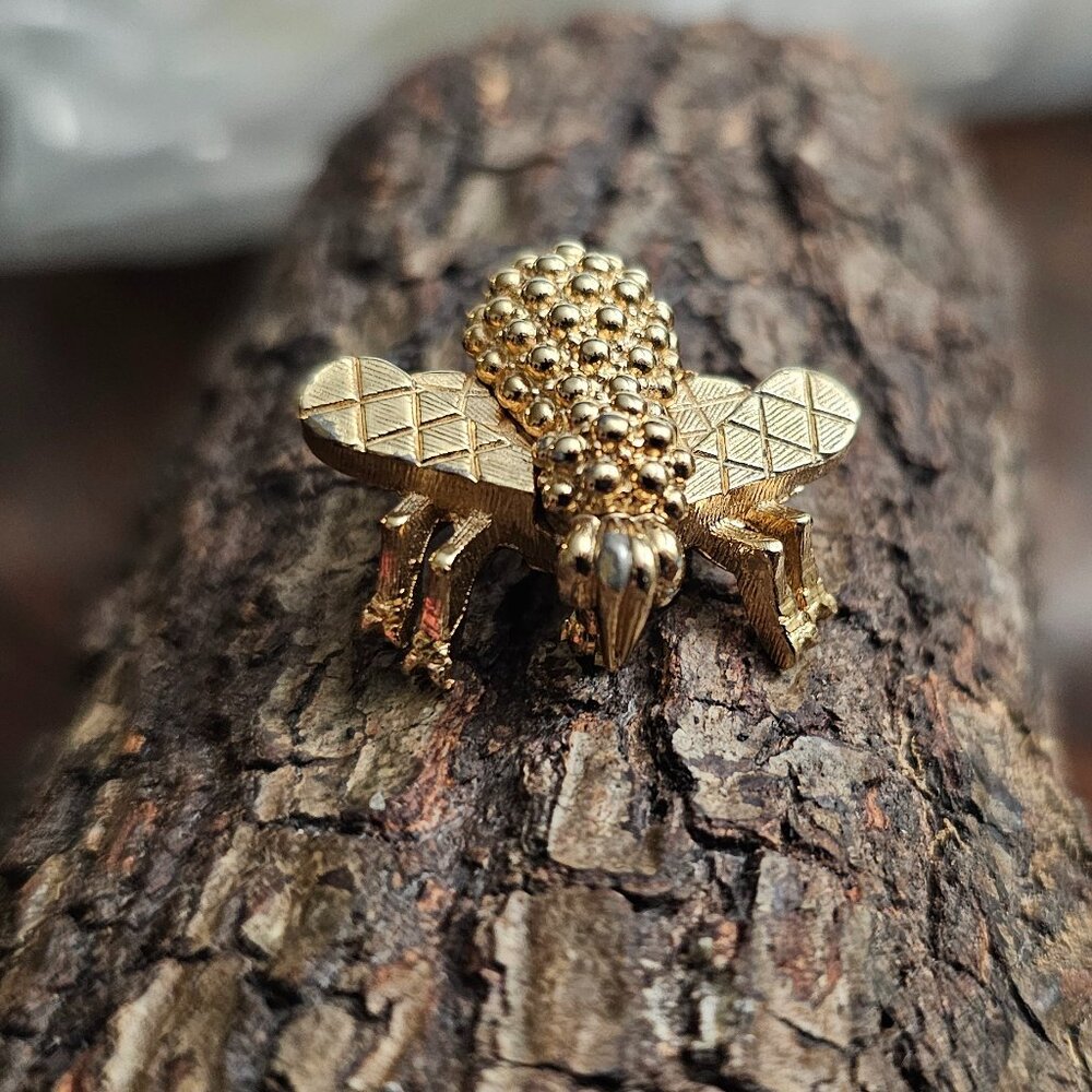 CINER Bug Brooch Pin